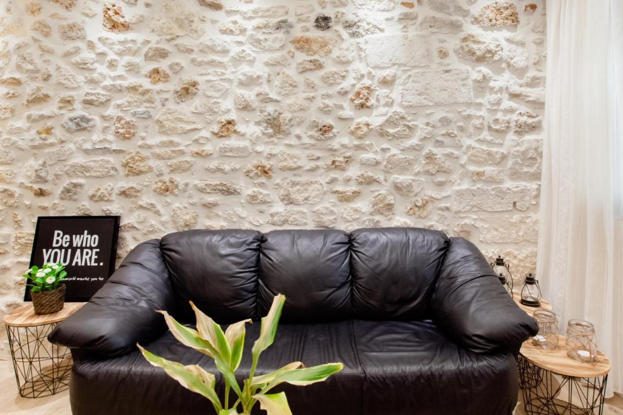 19Th Century Luxury Maisonette In The Center Ираклион Экстерьер фото